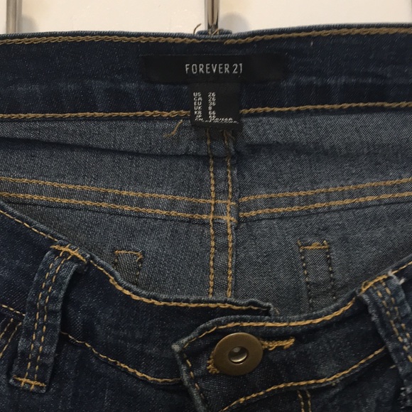 Forever 21 Short shorts - Picture 2 of 3